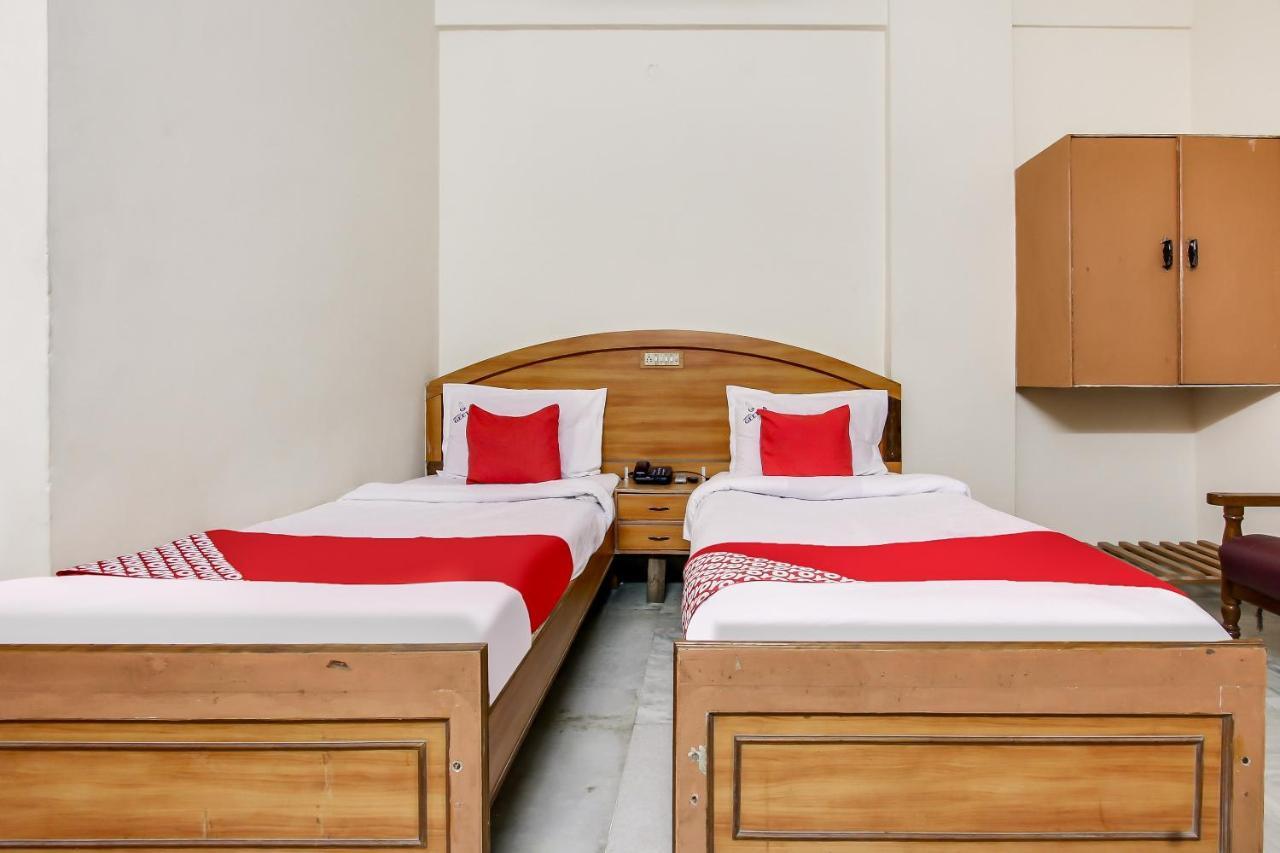 Hotel Geetha International トゥティコロン エクステリア 写真