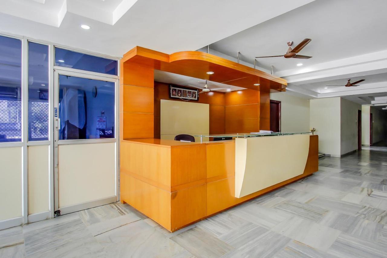Hotel Geetha International トゥティコロン エクステリア 写真