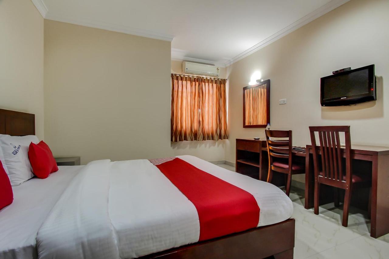 Hotel Geetha International トゥティコロン エクステリア 写真
