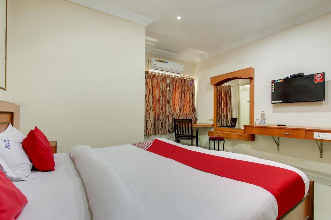 Hotel Geetha International トゥティコロン エクステリア 写真